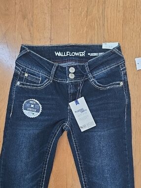 Wallflower Brand Women's Juniors Dark Indigo Skinny Stretch Jeans Size 0